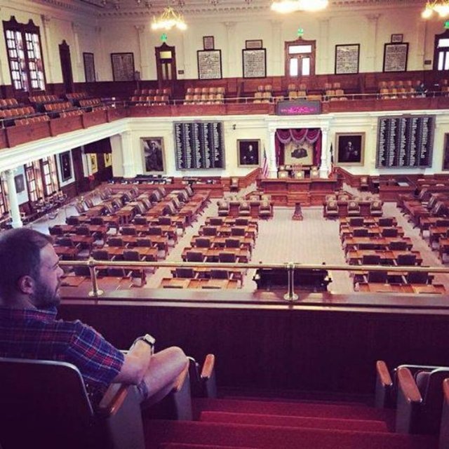 TOLGA KAREL - Meclise de girdim sonunda. Vallahi korkuyorum bazen kendimden  -