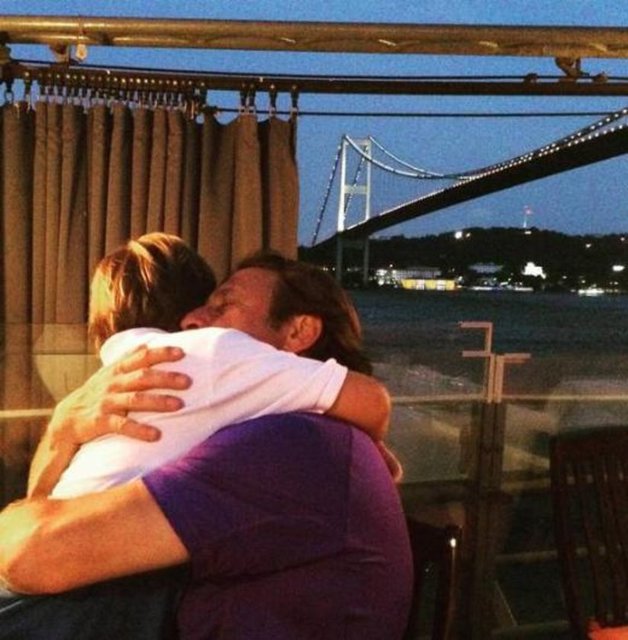 FERAYE TANYOLAÇ - Baba oğul aşkı