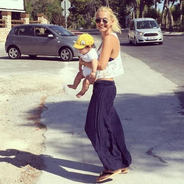 ECE ERKEN - Uyansanıza biz kahvaltıya kaçtık bile