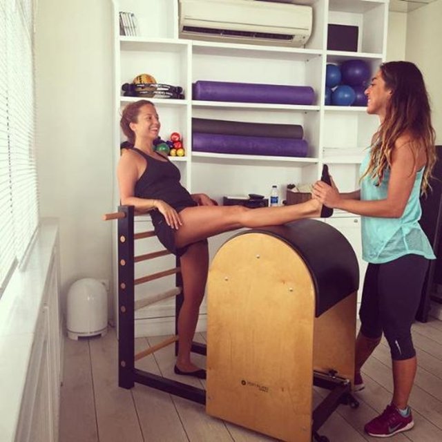 AYŞE ÖZYILMAZEL - Derste biraz ciddiyet lütfen