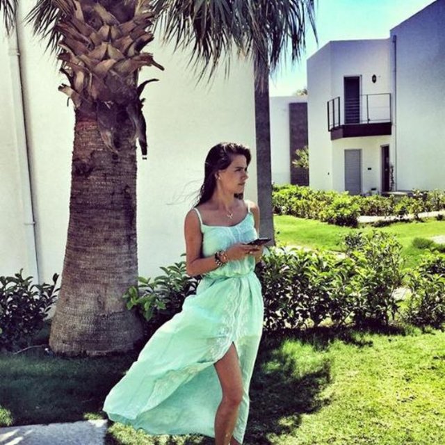 CEYDA ATEŞ - Abi evinde huzurlu olmak..Bir abiniz varsa hayat daha güzeldir