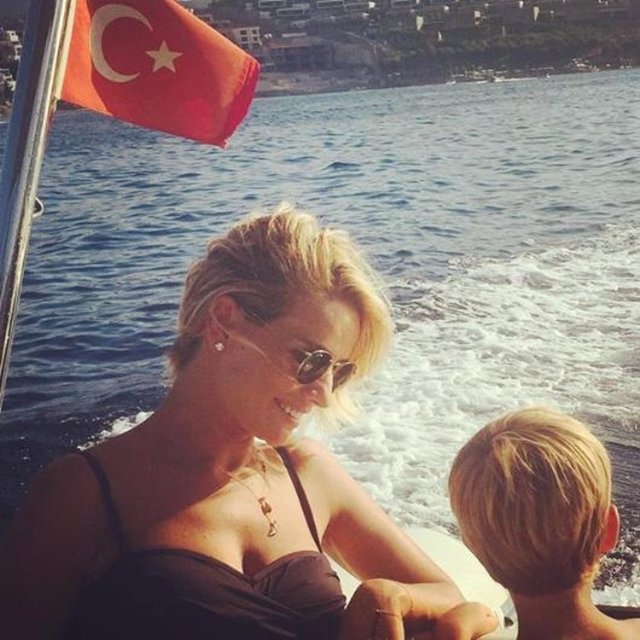 ESRA EROL - Akşam güneşi