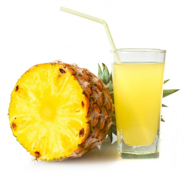 Ananasın kilo verdirmedeki sırrı ise zengin suyunda saklıdır. Ananas suyu vücuttaki yağı etkili bir şekilde eritebilir.