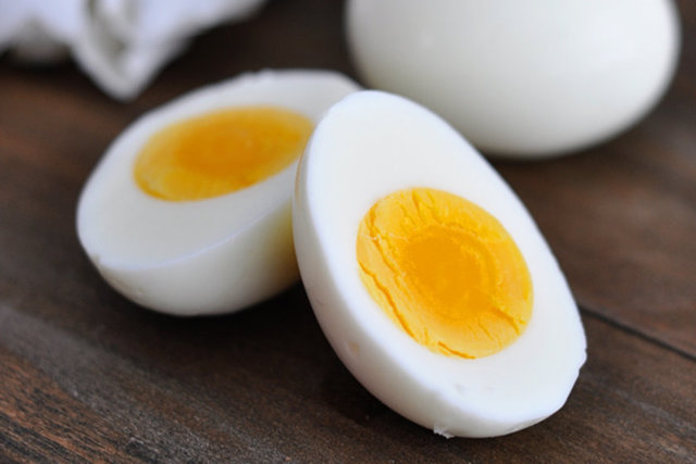 Zengin bir protein kaynağı olan yumurta, enerji artırmak için mükemmeldir.