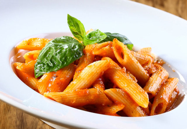 Kompleks karbonhidratlar basit karbonhidratlara oranla kan şekerini daha yavaş yükseltirler.