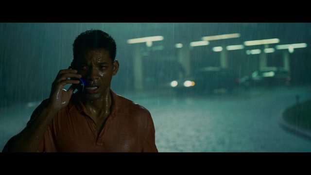 Tek ortak noktaları, her birinin bir dönüm noktasına ulaşmış ve umutsuz derecede maddi, manevi veya  tıbbi yardıma muhtaç olmaları… Göz yaşartan bir sonun beklediği filmde Ben, herkese umut oluyor.