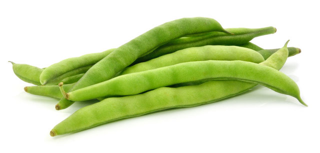 Taze fasulye: Taze fasulye alırken bir tane kırın ve 'çıt' sesini duymaya dikkat edin. Kırdığınızda esnememesi ya da zor kırılması taze olmadığını gösteriyor.