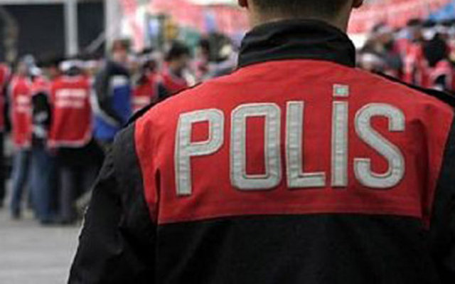 Memur ve derecesi:Polis Memuru 8/1 2016 Temmuz maaşı (TL):3.522