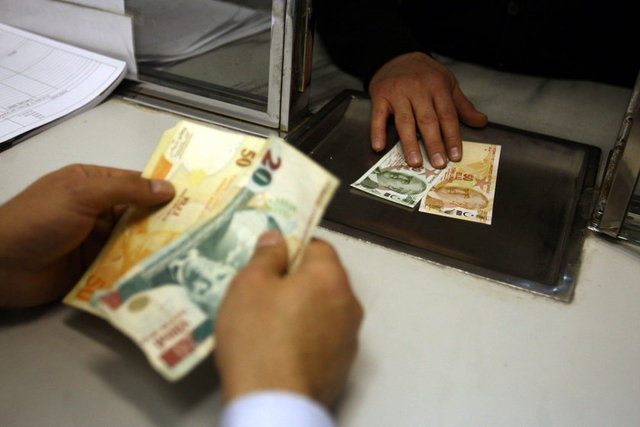 1 iş analisti, 8 bin 668 lira.