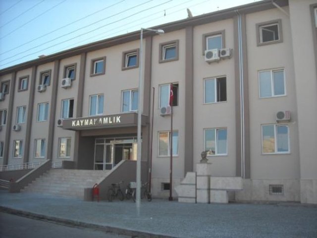 Memur ve derecesi:Kaymakam 7/1  2016 Temmuz maaşı (TL):4.522