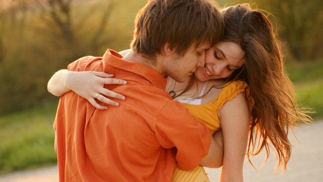 Temel teknikler aşamasını geçtikten sonra, teknikler üzerinde küçük deneylere koyulmanın zamanıdır. İşte size iki değerli deney: -