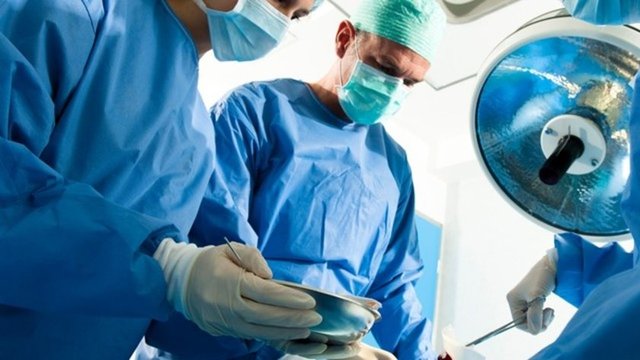 Ameliyat olduktan sonra hekimin uyguladığı yönteme göre hastalık tekrarlayabiliyor.