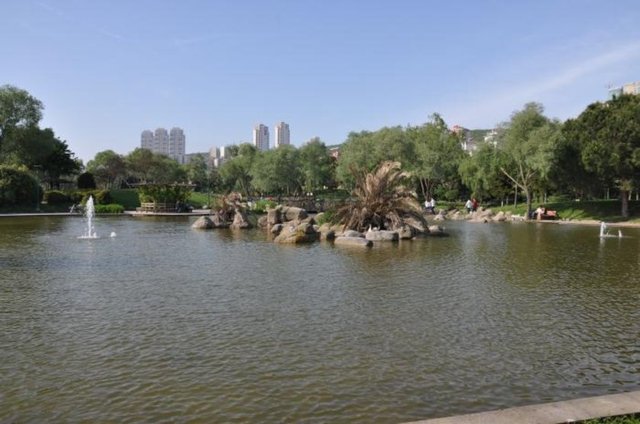 Özellikle açık bir alan olduğu için öğle saatlerinden değil, sabah veya akşamüstü saatlerinin fotoğraf çekimi için tercih edilmesinde fayda var.