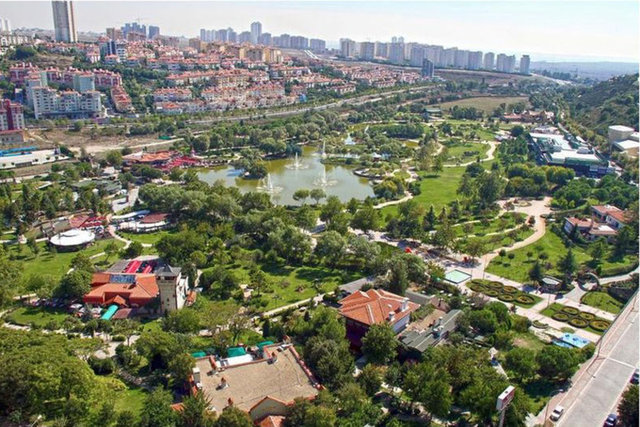 Bahçeşehir Gölet Parkı: Özellikle Avcılar Bahçelievler, Beylikdüzü çevresinde oturan çiftler için ideal mekandır.