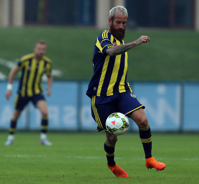 6-Raul Meireles  Chelsea'den Fenerbahçe'ye  10 milyon €