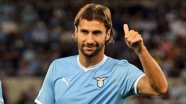 14- Lorik Cana  Galatasaray'dan Lazio'ya  6,75 milyon €