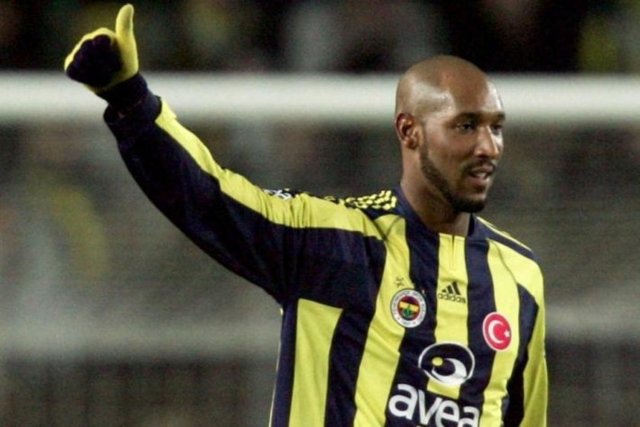 4-Nicolas Anelka  Manchester City'den Fenerbahçe'ye  10,70 milyon €