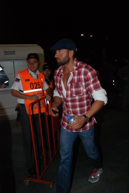 ÖNDER ÖZTARHAN