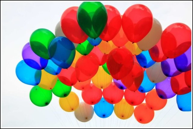 Balon üfleyin: İlk bakışta saçma gelebilir ama küçükken oynadığınız, şişede gelen ve üfleyince balon çıkaran oyuncakla oynamak daha çabuk uykuya dalmanıza yarıyor.