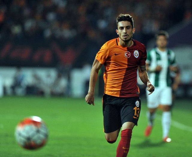 Galatasaray'da Alex Telles, Inter'e 1.5 milyon Euro' karşılığında kiralandı. Satın alma opsiyonu 8.5 milyon Euro