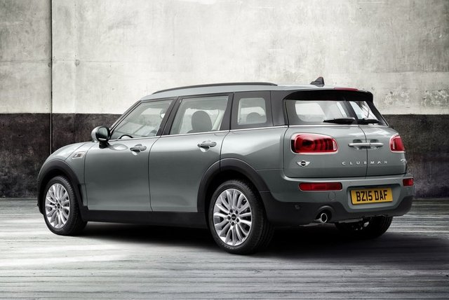 MINI CLUBMAN   - MINI'nin Cooper efsanesine bu sezonda kardeş geliyor. Yeni model Clubman, premium ve kompakt seçeneklerle piyasaya çıkmaya hazılanıyor.  -