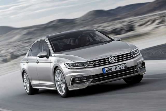 VOLKSWAGEN PASSAT   - Güçlü versiyona sahip olan Passat, yeni sezona merhaba diyor.  -