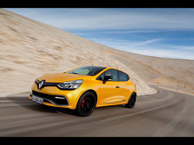Renault   - Göz çapkınlığı Oranı:Yüzde 25
