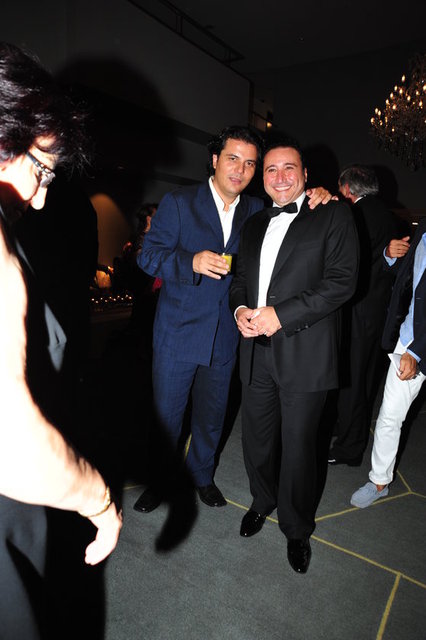 SUAT SUNA, TURGUT TEVRET