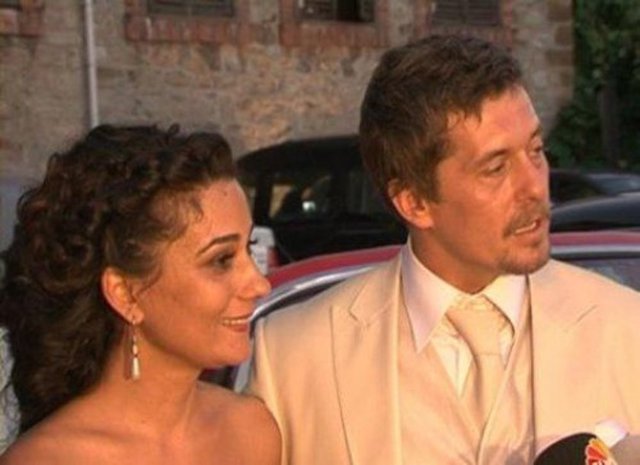 Bu arada dizinin takılarını Mete Horozoğlu'nun eşi Elif Horozoğlu hazırlayacak.
