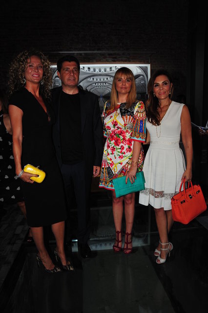 ESRA OFLAZ - ZİYA GÜVENKAYA, TÜRKAN TACİR, FERYAL GÜLMAN
