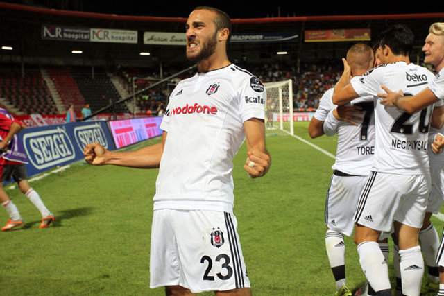 Cenk Tosun - 77