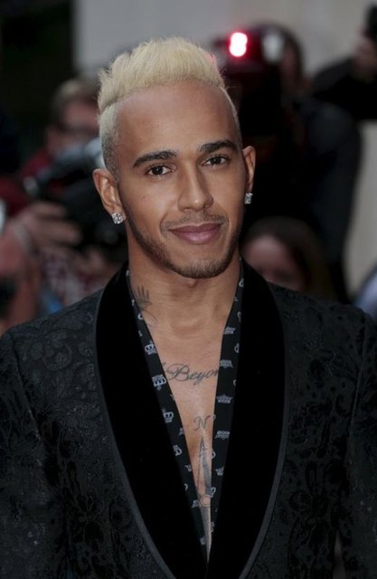 Yılın sporcusu: Lewis Hamilton