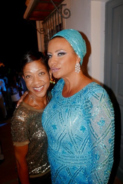 TRACY ANN JOHNSON, PRENSES KASIA AL-THANI