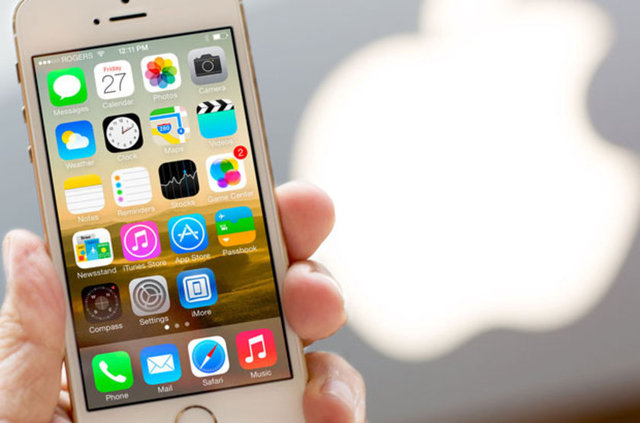 Bir daha değişmez diye düşünülürken PhoneArena'dan gelen bilgiye göre adı yine değişti. Çıkaracağı 4 inçlik telefon için isim konusunda kararsız kalan Apple, yeni gelen sızıntılar göre yeni gözdesine bu sefer 'SE' adı verilecek.