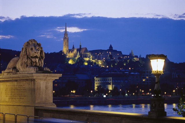 Macaristan	 - İkinci çeyrek GSYH artışı (Yıllık-Yüzde): 2,5 -