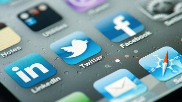 4. Üçüncü parti uygulamalarını dikkatli seç: Twitter hesabınla bağlantılı olarak çalışabilecek çok sayıda aplikasyon bulunuyor. Bu uygulamaları dikkatli seçmeniz gerekiyor.