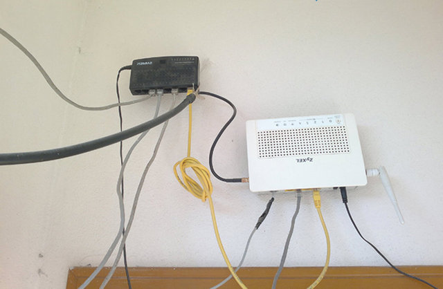 Örneğin daha eski binalarda duvarın kalitesi, mermer ya da diğer malzemeler wifi sinyallerini engelliyor. 