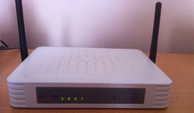 4 - MODEM ŞİFRESİNİ DEĞİŞTİRMEMEK Modeminizi kurarken, modemin yönetici şifresini değiştirmemek, önemli bir hatadır. Bu nedenle güvenlik önlemini almadığınız modeme istemediğiniz kişiler müdahale edebilir.