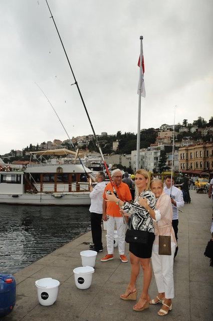 MELİSA YELKENCİ, SİBEL SERİN
