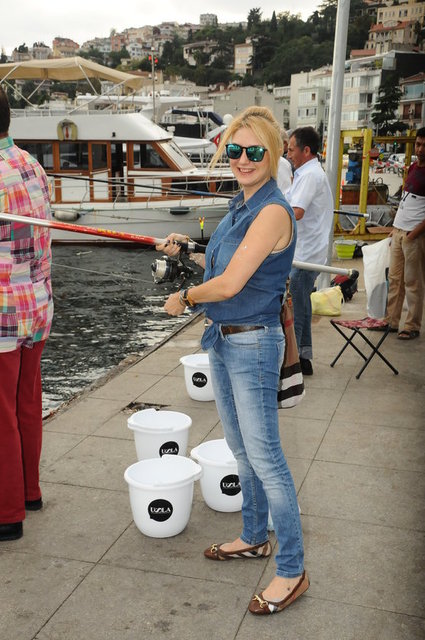 ARZU ÖZAL