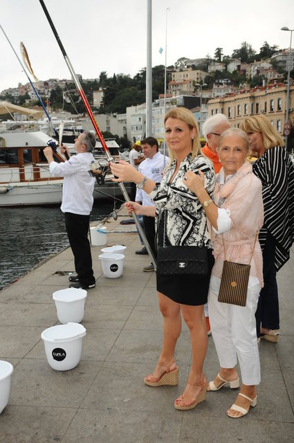 MELİSA YELKENCİ, SİBEL SERİN