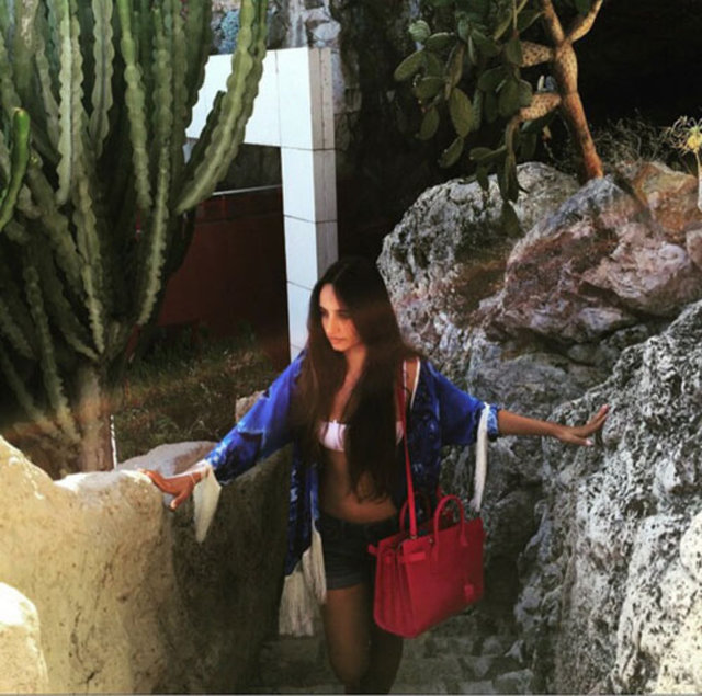 MELİSA TAPAN