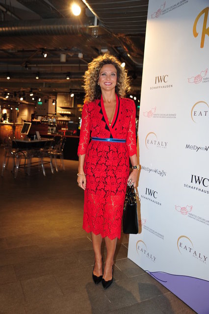 ESRA OFLAZ GÜVENKAYA
