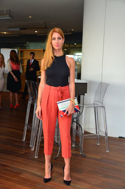 HANDE CANYÜCE