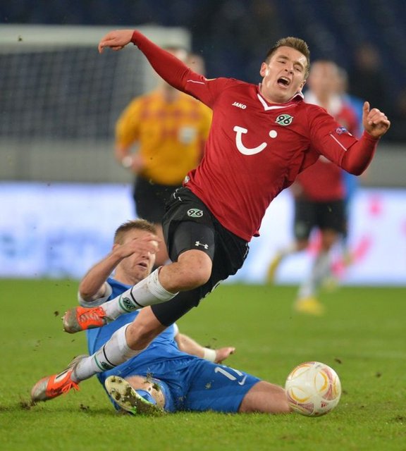 6) Artur Sobiech - Hannover 96