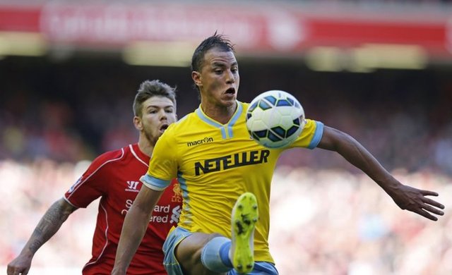 4) Marouane Chamakh - Crystal Palace