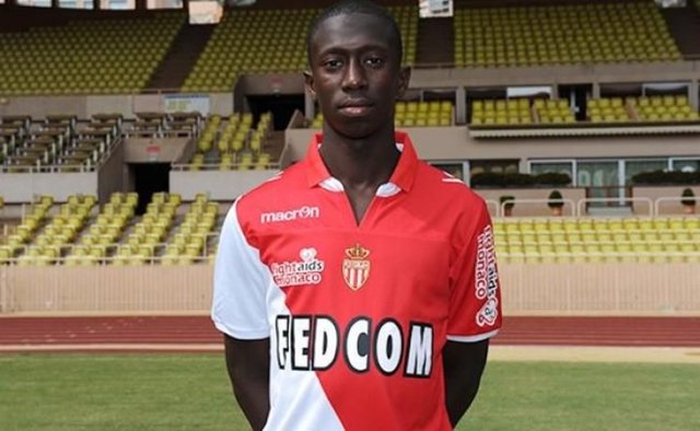 13) Yarouba Cissako Monaco'nun sağ beki Yarouba Cissako, Galatasaray'a önerildi. Teknik heyet veto etti.