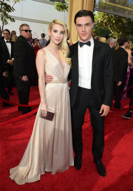 EMMA ROBERTS - FIN WITTROCK