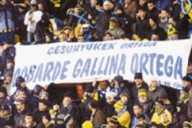 24- "Korkak tavuk Ortega" - 2002-2003 sezonunda Kadıköy'de Beşiktaş'ın 1-0 kazandığı maçta, Beşiktaşlılar'ın Fenerbahçe taraftarına verdiği "Cobarde Gallina Ortega" pankartının gerçek anlamının, "Cesur Yürek" değil "Korkak Tavuk Ortega" olduğu ortaya çıktı.