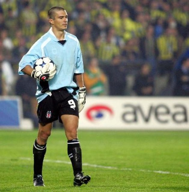 1- "Kadıköy Panteri Pancu" - 17 Nisan 2005'te Beşiktaş Kadıköy'de 3-2 öndeyken Cordoba atılıyor, kaleye Pancu geçiyor. Herkes durumu 3-3 yapan Fenerbahçe'den gol beklerken Koray Avcı tarihi zaferi getiren golü atıyor.
